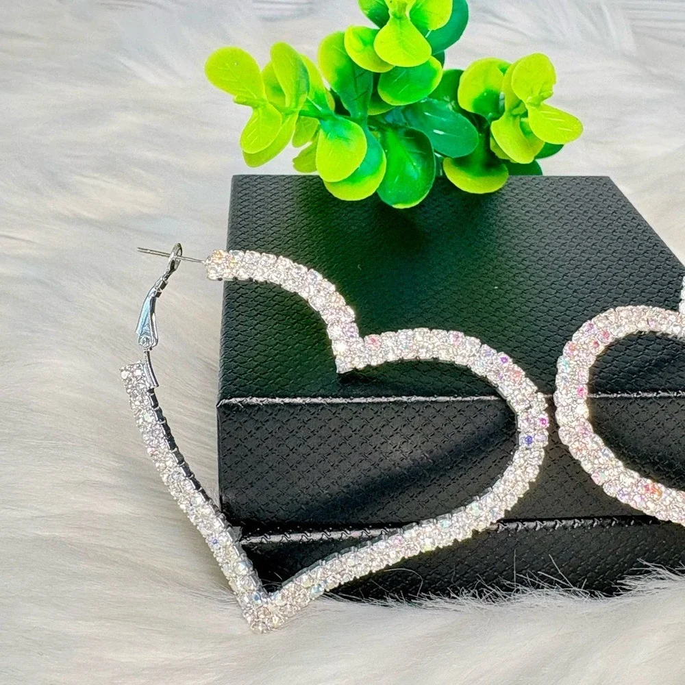 Sparkling Rhinestone‎ Heart Hoop Earrings